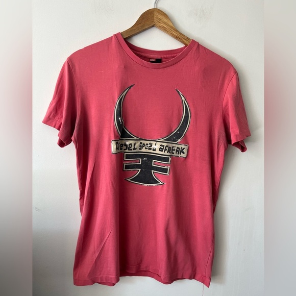 Diesel Red Short Sleeve Graphic Tee “Diesel Speed afreak” Medium - Picture 1 of 10